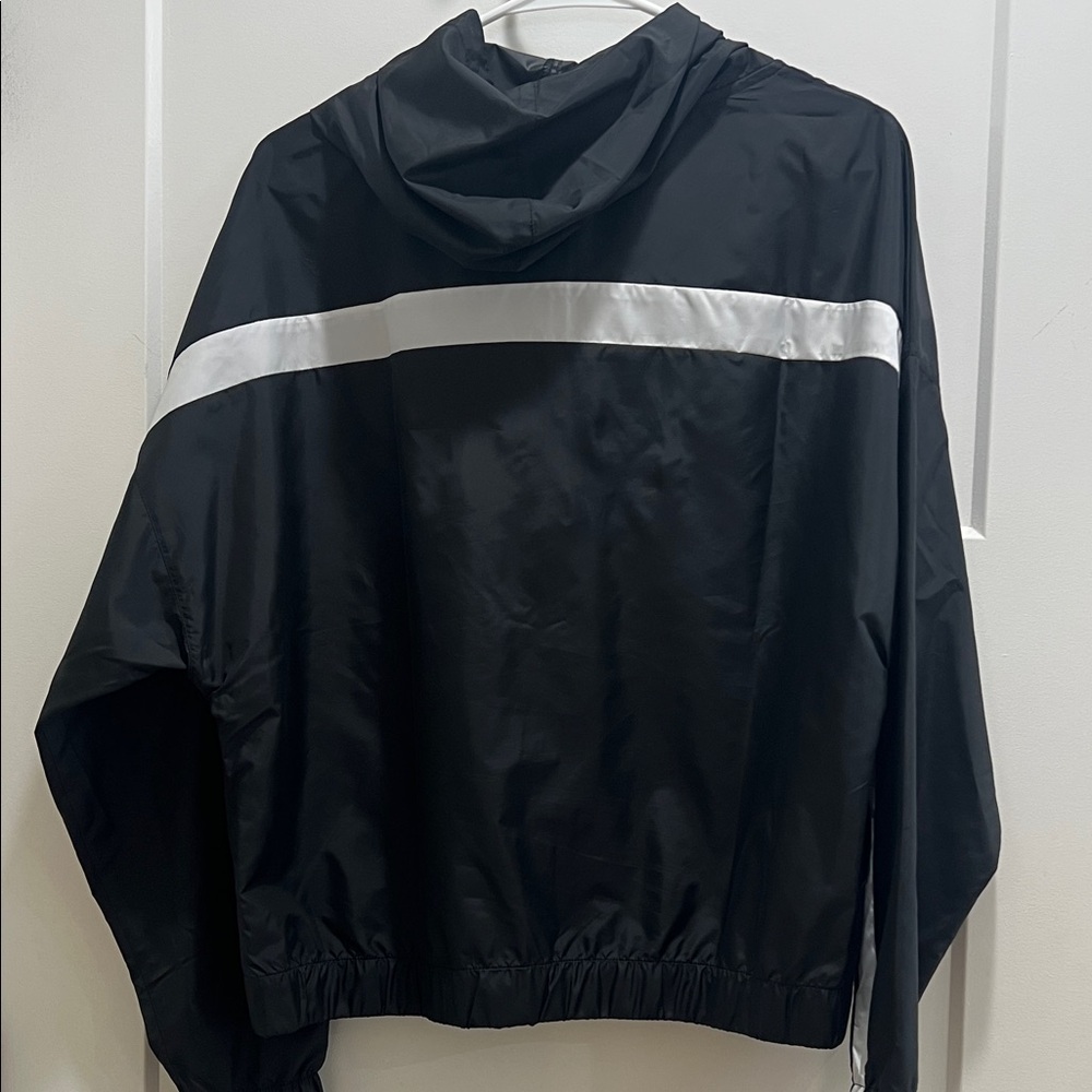 Reebok Black and White Hooded Wind Jacket - Picture 4 of 4